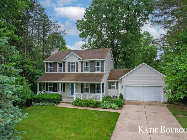 5628 Dorado Ct NE, Rockford, MI 49341