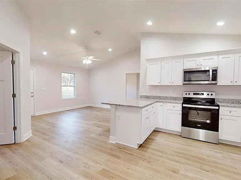20651 SW Marine Blvd — Photo 8