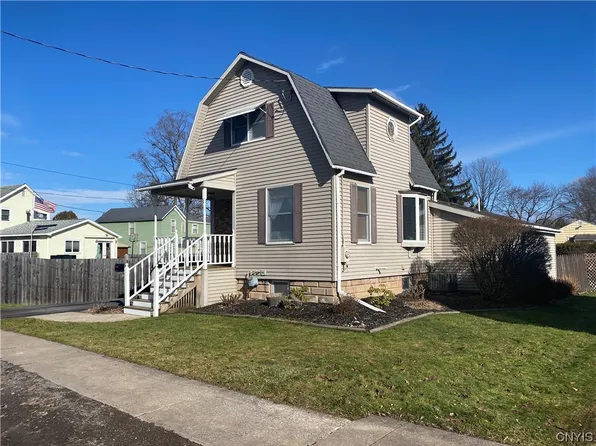 305 Carpenter St, Oneida, NY 13421