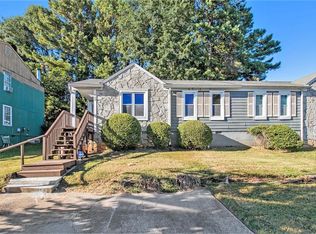 340 Red Oak Run SW, Marietta, GA 30008