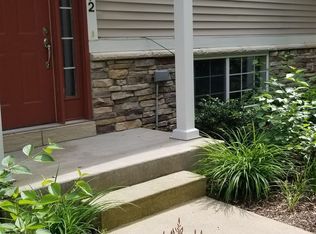 3472 Rivers Edge Dr, Saint Joseph, MI 49085