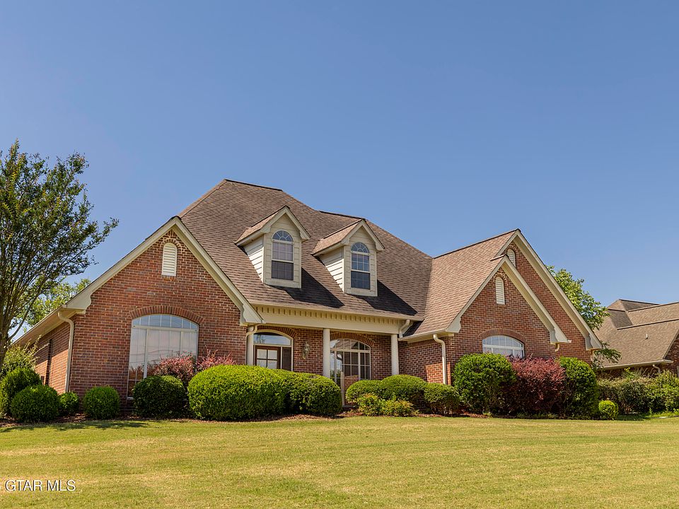 1st image of 101 Iris Ln