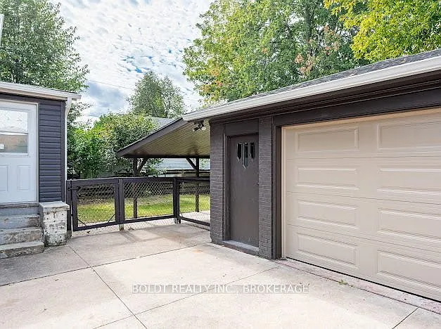 3047 Saint Patrick Ave — Photo 26