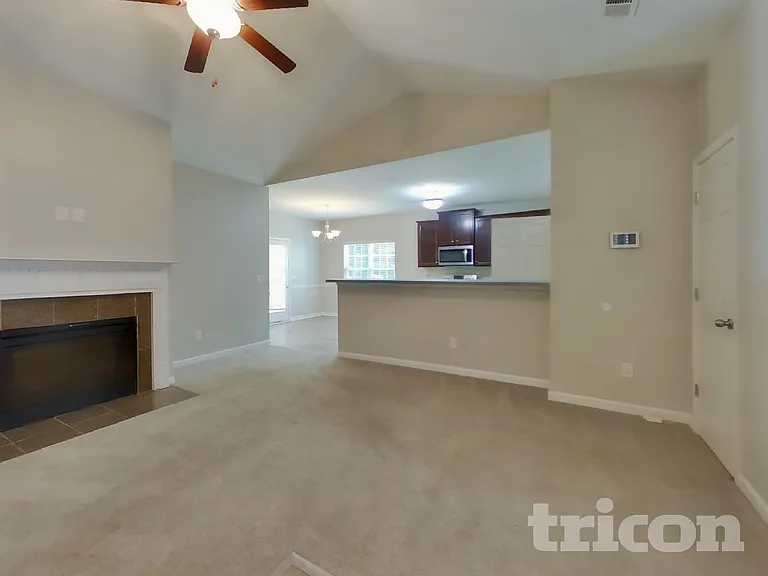 1184 Warm Spring Ct — Photo 3