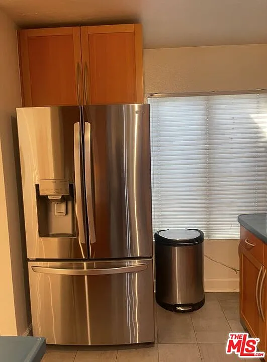 2 bed, 2.0 bath, 1601 sqft, $3,990 — Photo 2