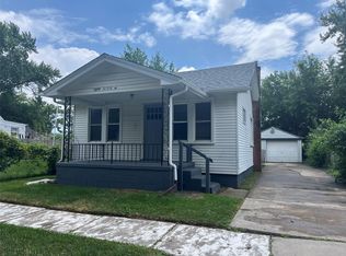 8242 Maxwell Ave, Warren, MI 48089
