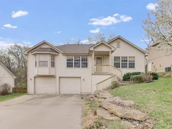 5213 S Powell Ave, Blue Springs, MO 64015