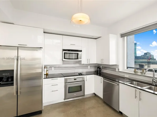 60 SW 13th St APT 4001, Miami, FL 33130