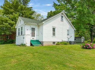 2101 Country Club Dr, Alton, IL 62002