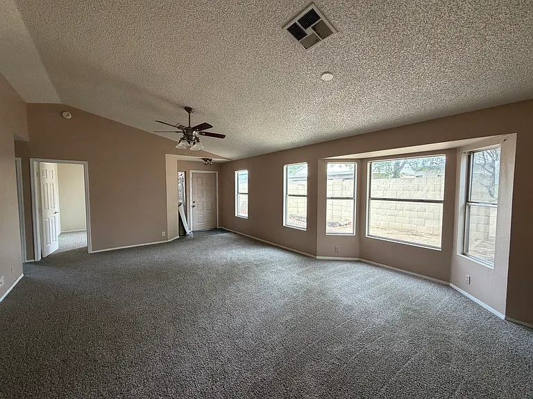 23619 N 36th Dr — Photo 10