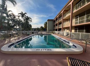 100 SE 6th Ave APT 107, Pompano Beach, FL 33060