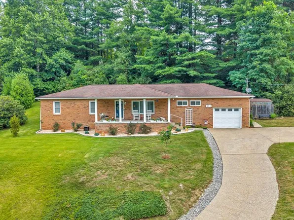 264 Pleasant Dr, Beckley, WV 25801