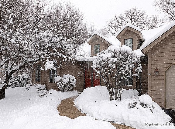 2nd image of 118 N Buckingham Dr