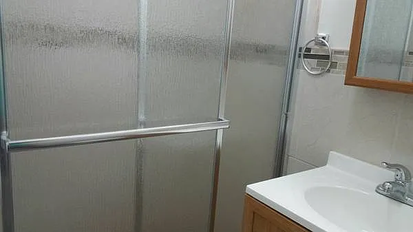 2 bed, 700 sqft, $1,800 — Photo 3