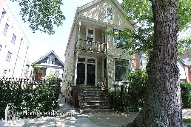 1st image of 3241 N Kenmore Ave #01
