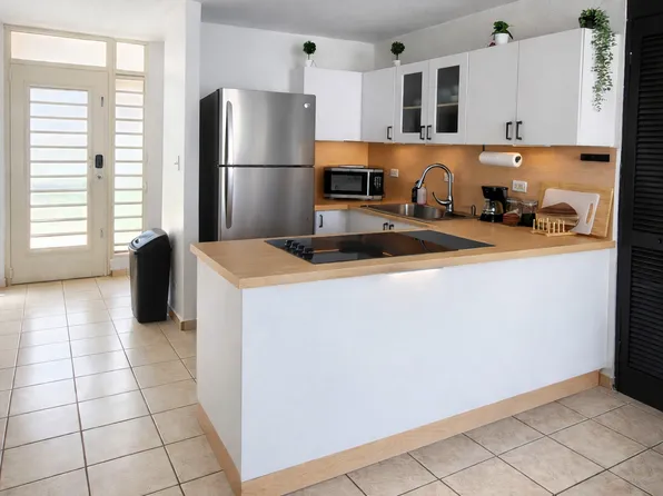 16 Calle Est #1604, Carolina, PR 00983