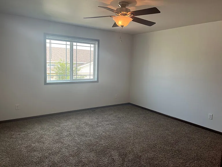 1217 S Beach Way — Photo 5