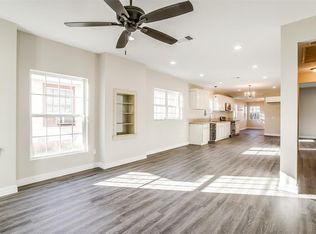 502 W 1st St, Cleburne, TX 76033