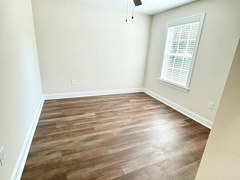 2014 Phoenix Dr #98 — Photo 17