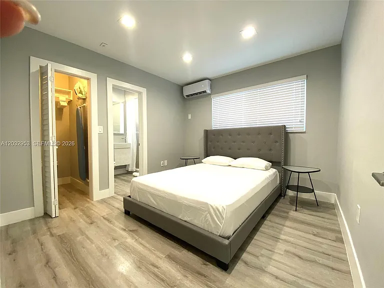 7901 SW 64th Ave #18 — Photo 8