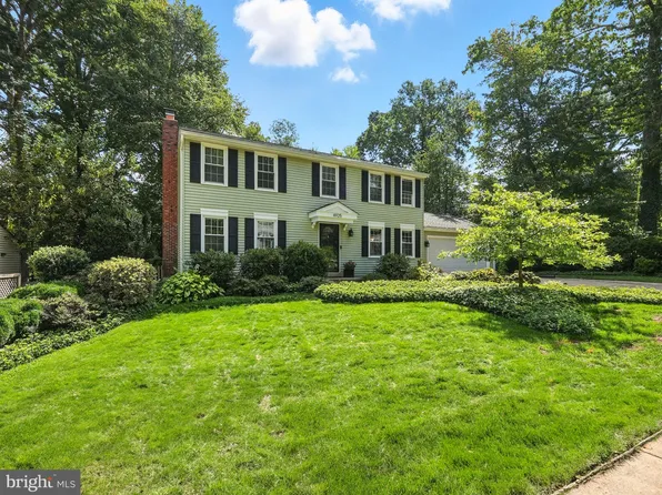 4925 Bexley Ln, Fairfax, VA 22032