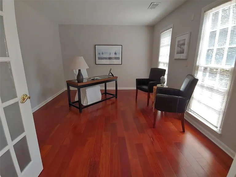 2889 Brookcliff Ln — Photo 5