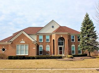 471 Sandalwood Rd, Canton, MI 48188