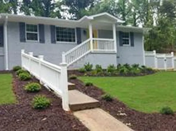 3 Indianola Dr, Gainesville, GA 30501