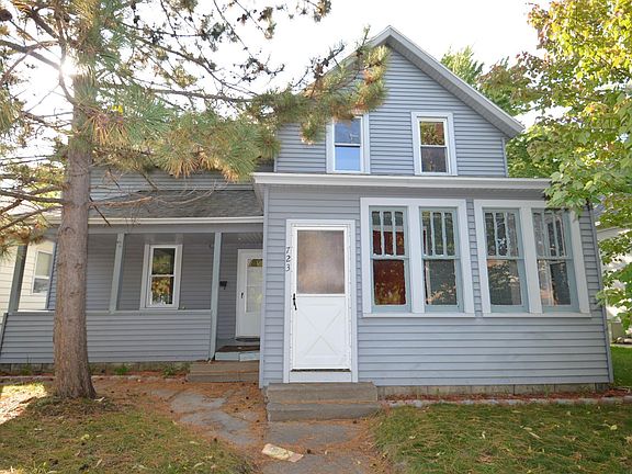 3rd image of 723 17th Ave S