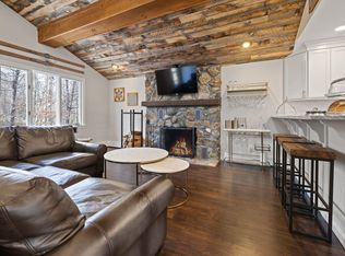 24 North Branch Road, Winhall, VT 05340