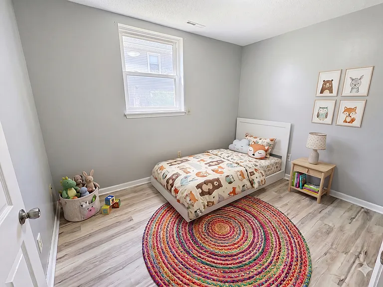1133 Dixon Dr — Photo 5