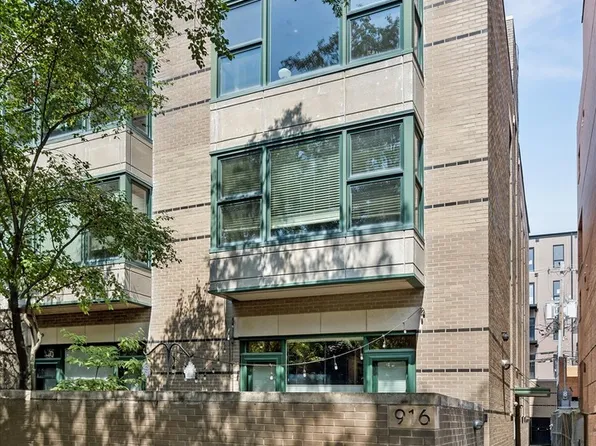 916 W Fletcher St #C, Chicago, IL 60657