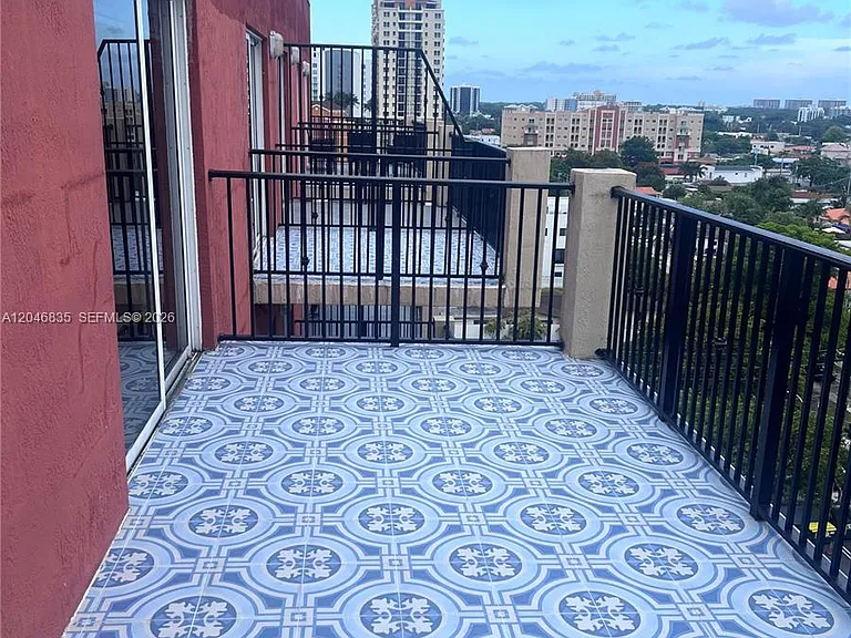 3410 Coral Way #Penthouse 05 — Photo 10