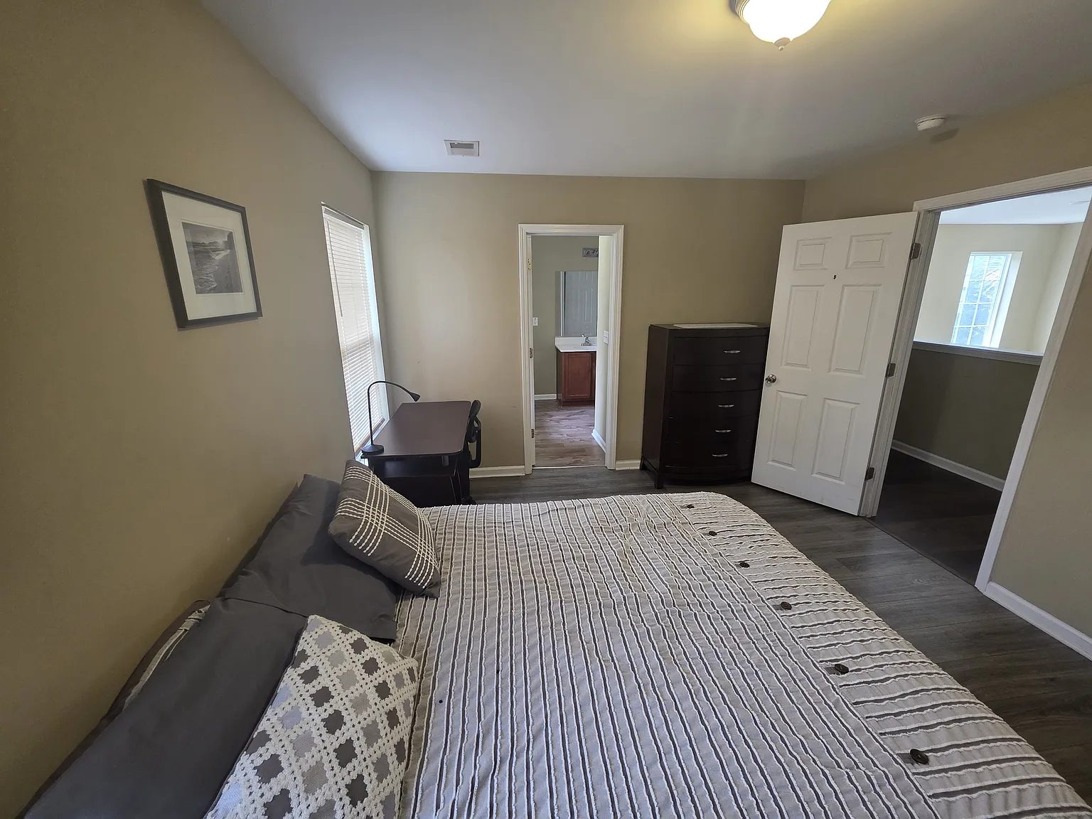 2510 Stadium Dr — Photo 4
