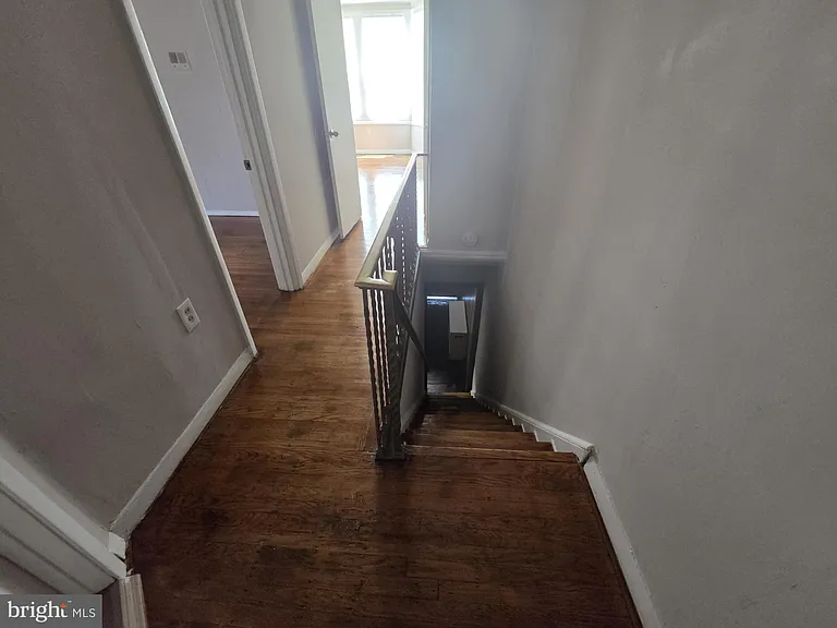 633 E Allegheny Ave — Photo 28