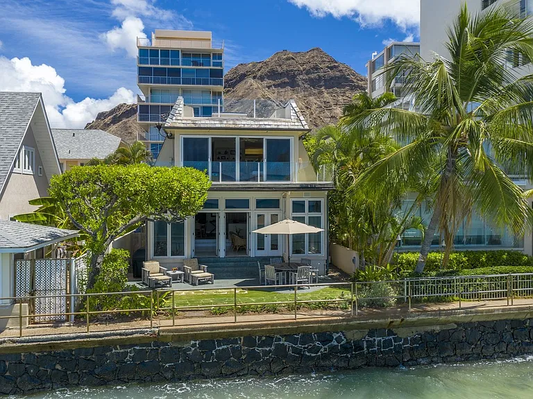 3059 Kalakaua Ave — Photo 28