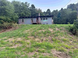 1294 Buffalo Calf Rd, Salem, WV 26426