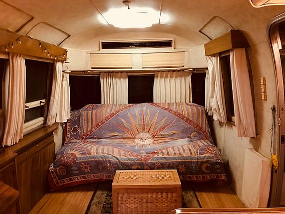 Living area, double futon 