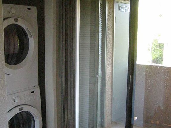 5th image of 579 Highland Dr APT 2