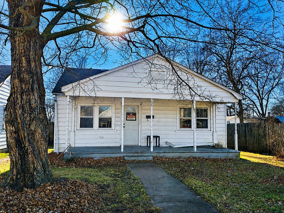 1st image of 706 E 8th St