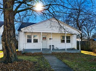 706 E 8th St, Metropolis, IL 62960