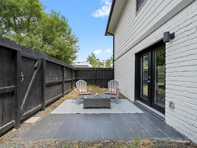 9130 Vogue Ln #B — Photo 9