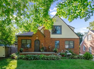2702 41st Pl, Des Moines, IA 50310