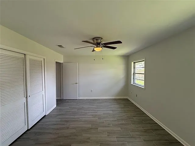 420 E William David Pkwy — Photo 16
