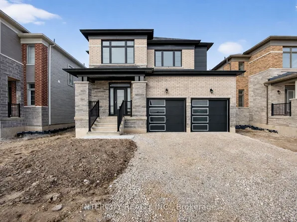 30 Legacy Cir, Wasaga Beach, ON L9Z 0L8