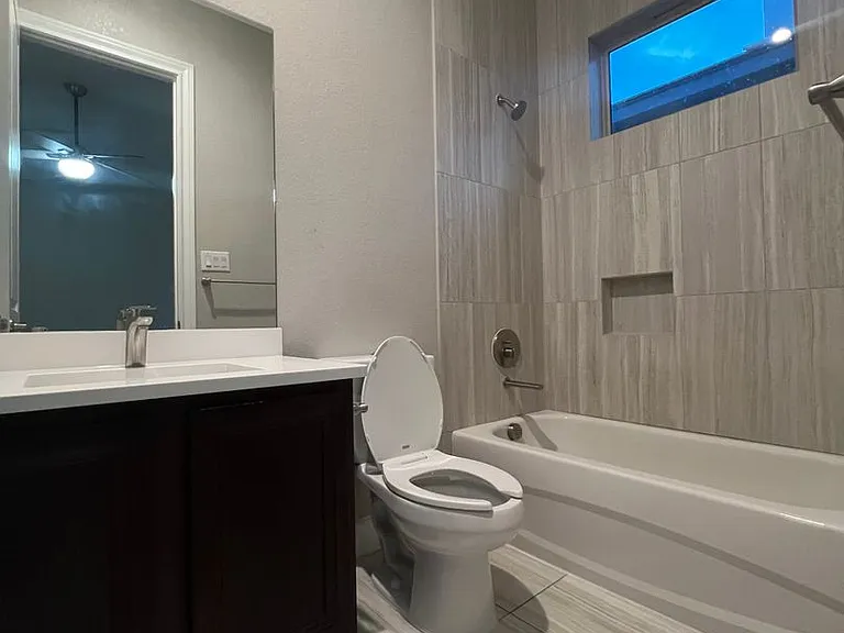 4811 Viewcrest Rd — Photo 21