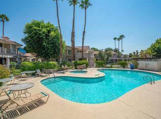 2001 Camino Parocela #B12, Palm Springs, CA 92264