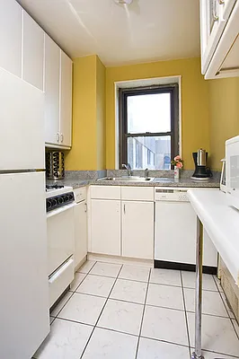 Sold by Struck Realty | media 8