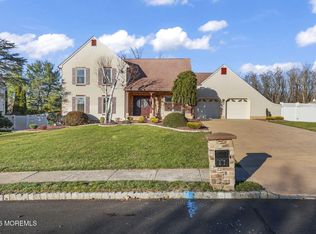 27 Meadow Lane, Marlboro, NJ 07746