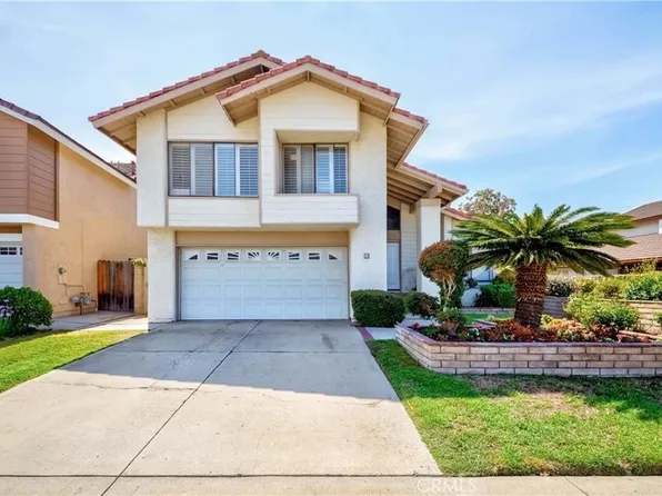 10 Ensueno W, Irvine, CA 92620
